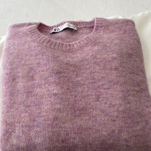Zara sweater - Picture 1 of 2